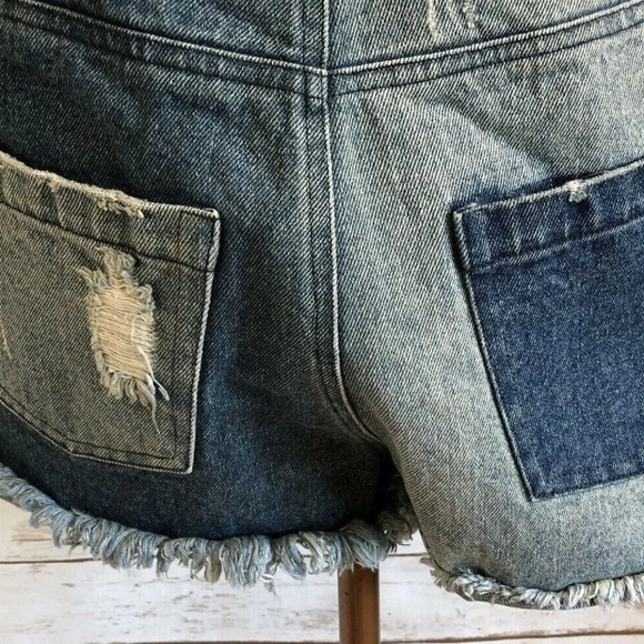 NWT FINDERS KEEPER Women High Waist Distressed Blue Denim Short Shorts Sz Small - Picture 8 of 12